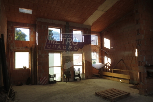 interno 5 1°piano - UNIFAM. A SCHIERA DI TESTA COGOLLO DEL CENGIO (VI)  